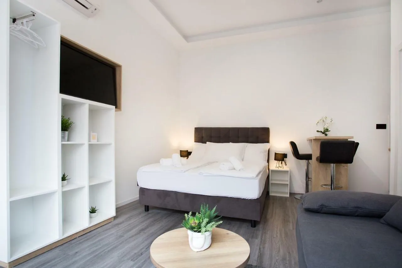 Senzacija Apartments Split
